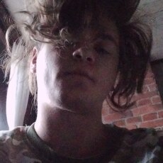 Фотография мужчины Сеня, 20 лет из г. Санкт-Петербург