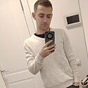 Максим, 24 года