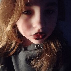 Фотография девушки Лилия, 18 лет из г. Поспелиха