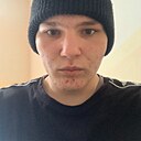 Максим, 22 года