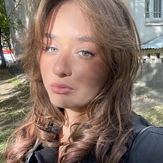 Фотография девушки Алиса, 18 лет из г. Москва
