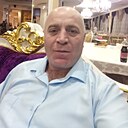 Роман, 44 года