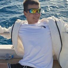 Фотография мужчины Александр, 18 лет из г. Калуга