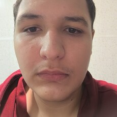 Фотография мужчины Айнур, 18 лет из г. Октябрьский (Башкортостан)