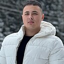 Madalin, 23 года