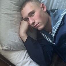 Фотография мужчины Илья, 18 лет из г. Владивосток