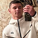 Артём, 24 года