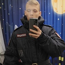 Фотография мужчины Кирилл, 19 лет из г. Холмская