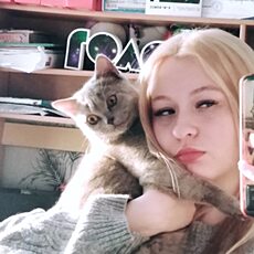 Фотография девушки Арина, 19 лет из г. Зыряновск