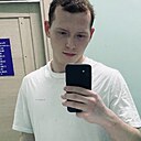 Максим, 22 года