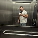 Рустам, 33 года