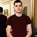 Денис, 22 года