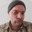 Популярный Певец, 49 лет