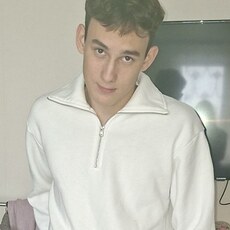Фотография мужчины Никита, 18 лет из г. Аксай