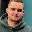 Денис, 22 года