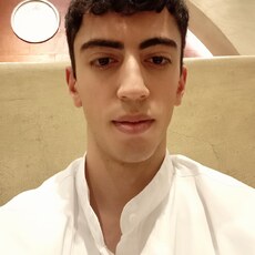 Фотография мужчины Вардгес, 18 лет из г. Гюмри