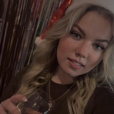 Фотография девушки Анютка, 22 года из г. Майский