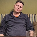 Виктор, 33 года