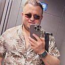 Gentleman, 32 года