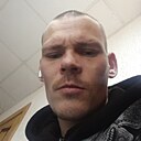 Михаил, 32 года