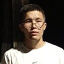 Бектур, 26 лет