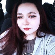 Фотография девушки Вика, 19 лет из г. Новокуйбышевск