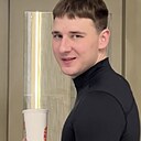 Денис, 23 года