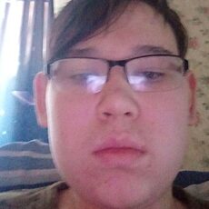 Фотография мужчины Данил, 19 лет из г. Кемерово