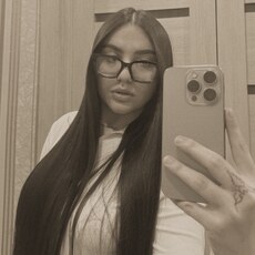 Фотография девушки Латифа, 18 лет из г. Красноярск