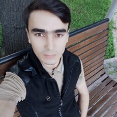 Фотография мужчины Жавохир, 24 года из г. Новосибирск