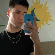 Фотография мужчины Артур, 21 год из г. Усть-Каменогорск