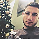 Артем, 22 года