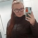 Lili, 23 года