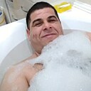 Сеймур, 42 года