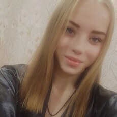 Фотография девушки Алина, 21 год из г. Тутаев