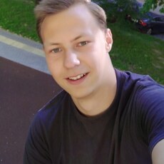 Фотография мужчины Максимка, 20 лет из г. Санкт-Петербург