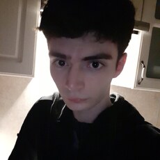 Фотография мужчины Платон, 18 лет из г. Воронеж