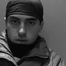 Фотография мужчины Амир, 20 лет из г. Санкт-Петербург