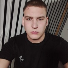 Фотография мужчины Кирилл, 19 лет из г. Тамбов