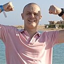 Макс, 32 года