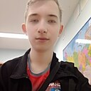 Вячеслав, 18 лет