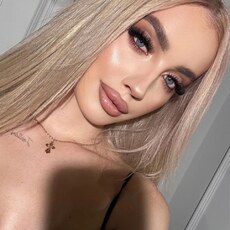 Фотография девушки Полина, 18 лет из г. Екатеринбург