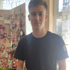 Фотография мужчины Дима, 18 лет из г. Калуга