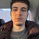 Янис, 24 года