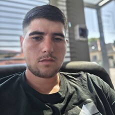 Фотография мужчины Javid, 23 года из г. Легница