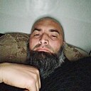 Эмир, 42 года