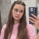 Полина, 22 года