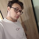 Михаил, 18 лет