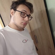 Фотография мужчины Михаил, 18 лет из г. Новочеркасск