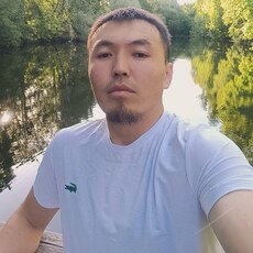 Фотография мужчины Алымбек, 30 лет из г. Бишкек